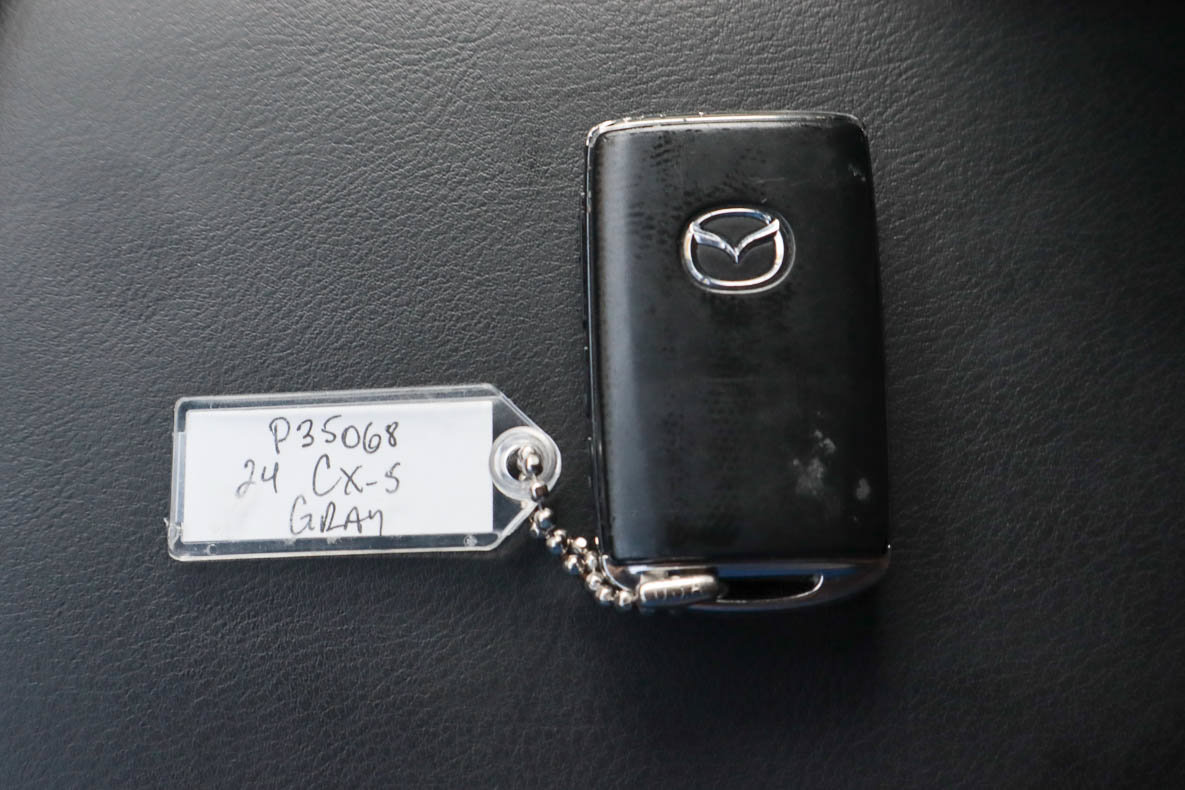 Used 2024 MAZDA CX-5 Carbon Edition AWD/4WD image 30