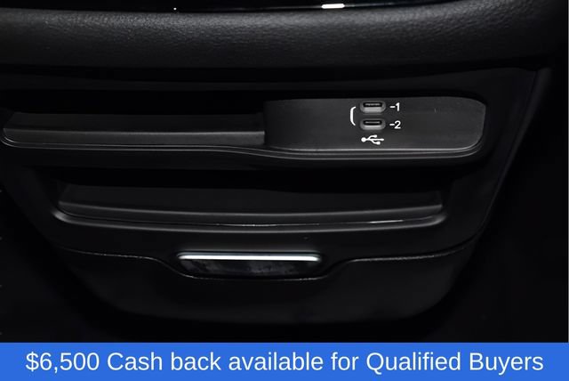 New 2026 Chrysler Pacifica Select AWD/4WD image 23