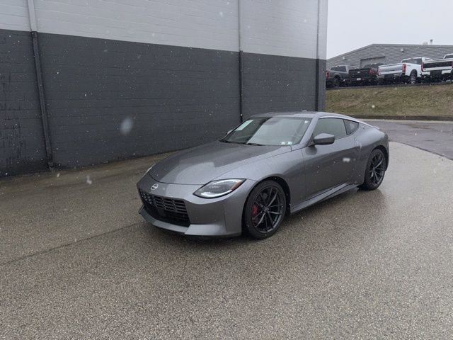 Used 2023 Nissan Z w/ Floor Mat Package (L93) RWD image 5