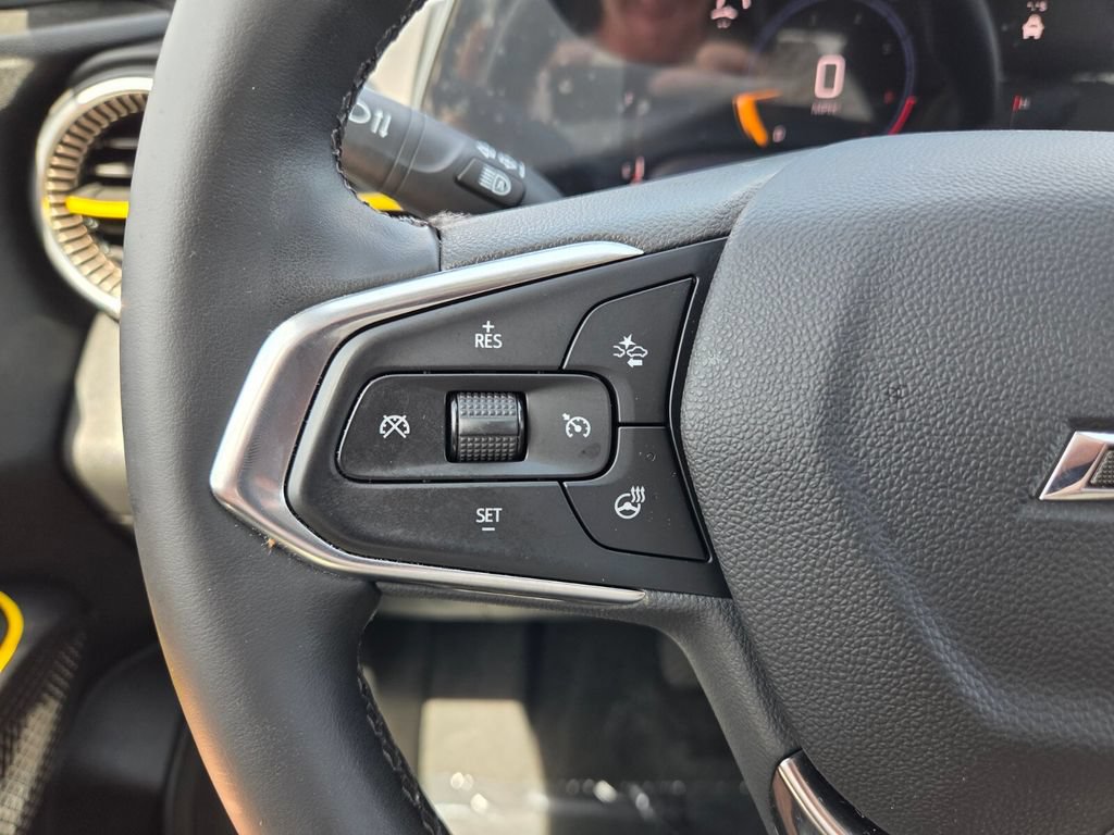 Used 2025 Chevrolet Trax ACTIV w/ Driver Confidence Package FWD image 30