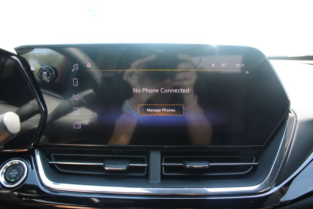 New 2026 Chevrolet Trax RS w/ Sunroof Package FWD image 52