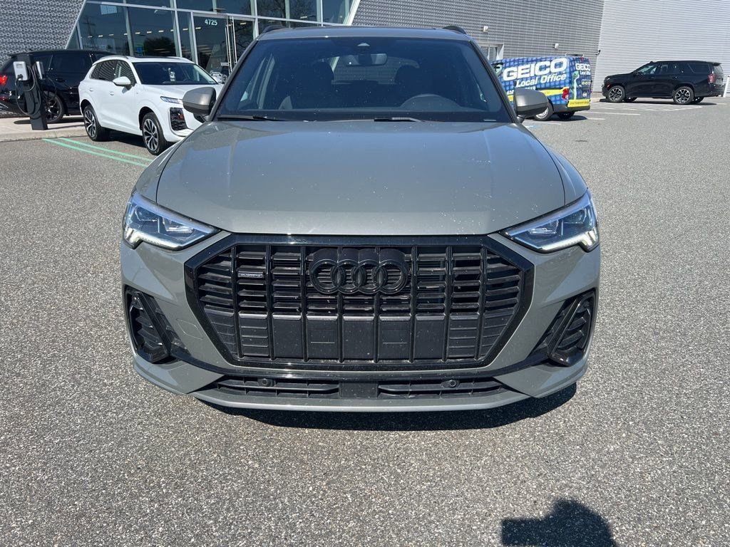 Used 2025 Audi Q3 2.0T Premium w/ Convenience Package image 2