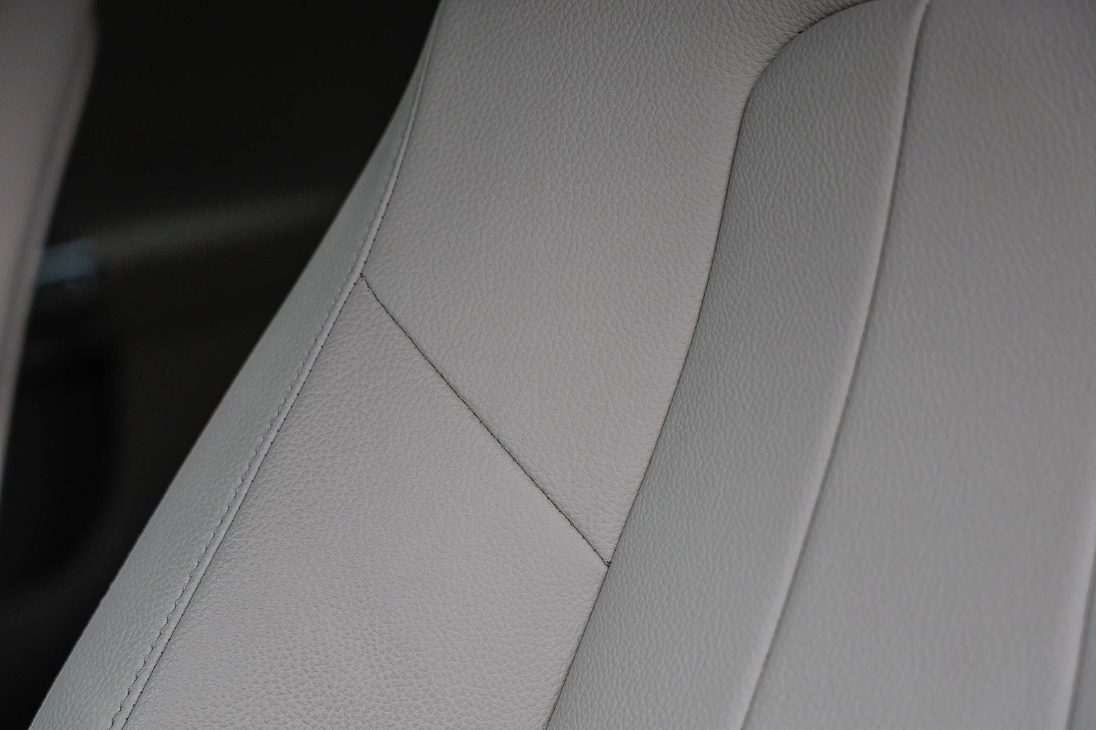 Certified 2025 Mercedes-Benz GLB 250 GLB 250 image 25