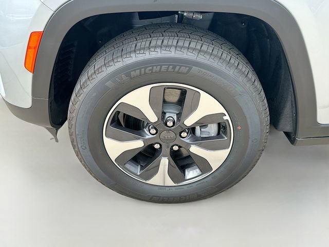 New 2025 Jeep Grand Cherokee Limited 4xe image 34