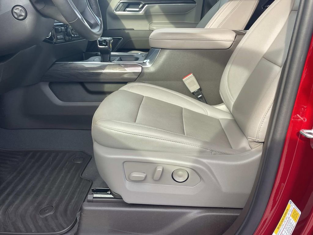 Used 2023 Chevrolet Silverado 1500 LTZ w/ Technology Package image 17