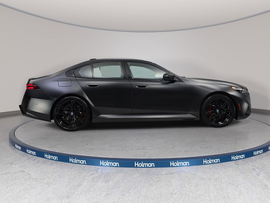 New 2026 BMW M5 image 4