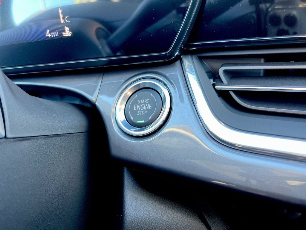 New 2026 Chevrolet Trax ACTIV w/ Sunroof Package FWD image 15