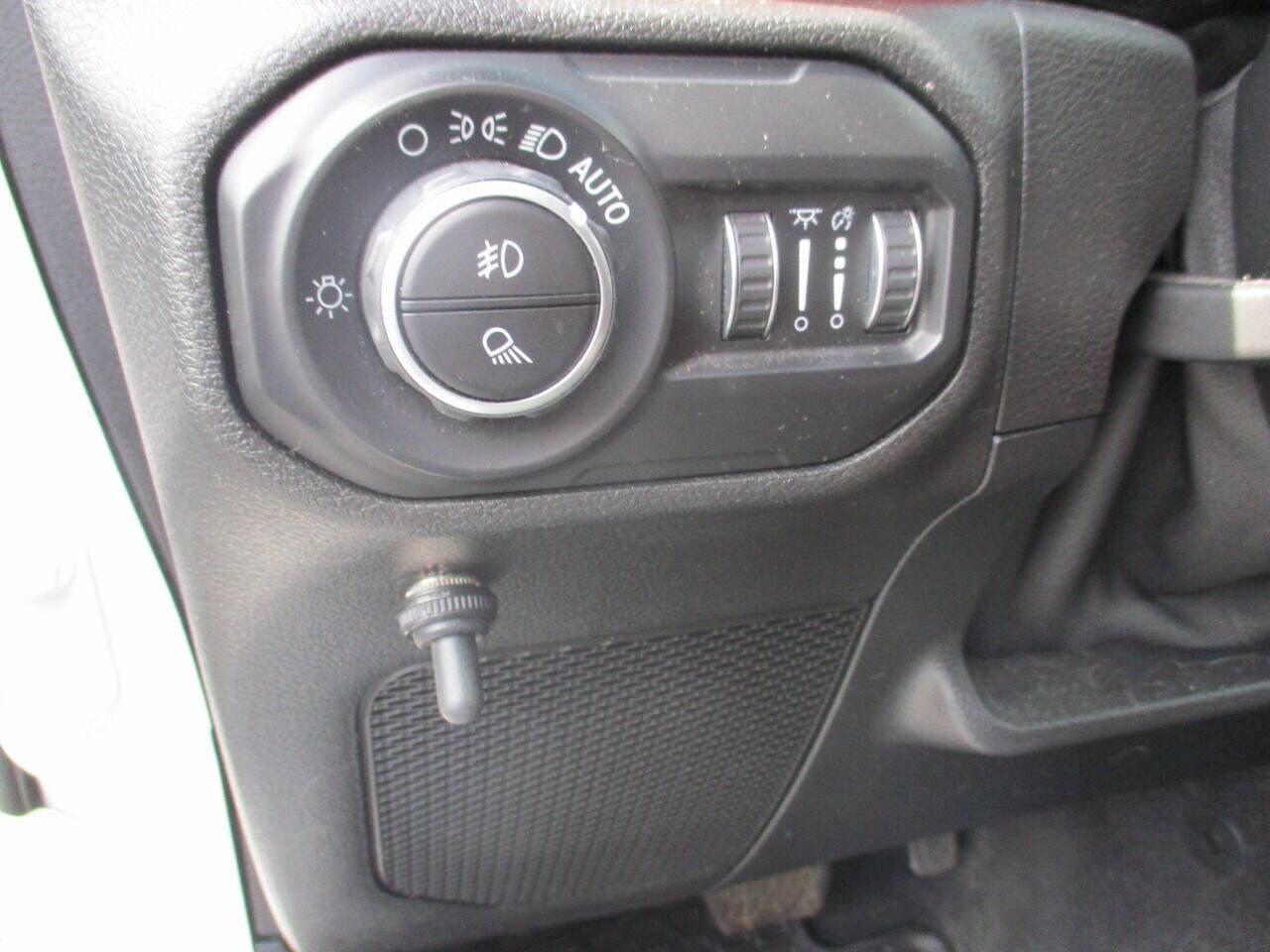 Used 2020 Jeep Gladiator Rubicon image 18