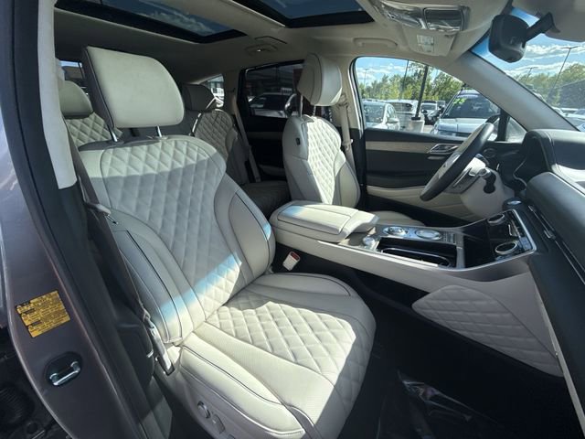 Used 2022 Genesis GV80 3.5T w/ Prestige Package 07 AWD/4WD image 24
