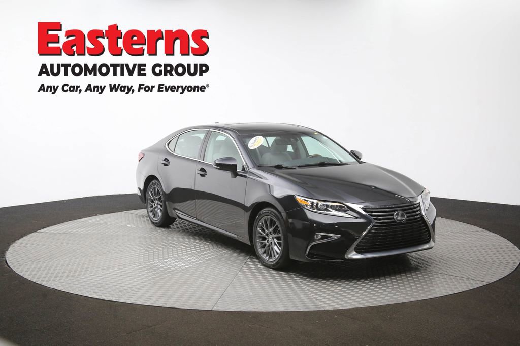 Used 2018 Lexus ES 350 w/ Luxury Package w/Wood Trim FWD image 54