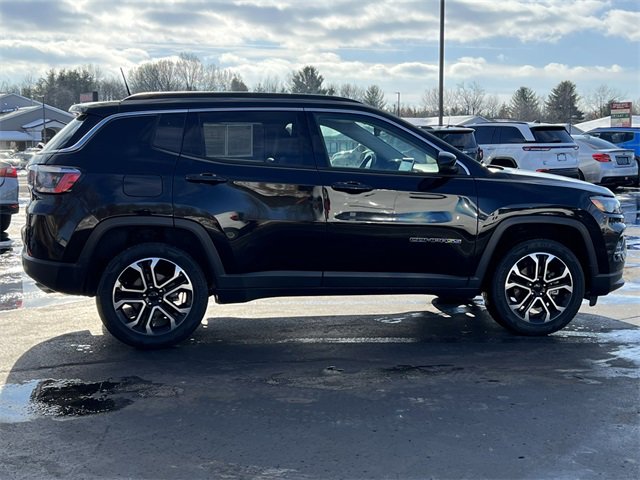 Certified 2022 Jeep Compass Limited image 47