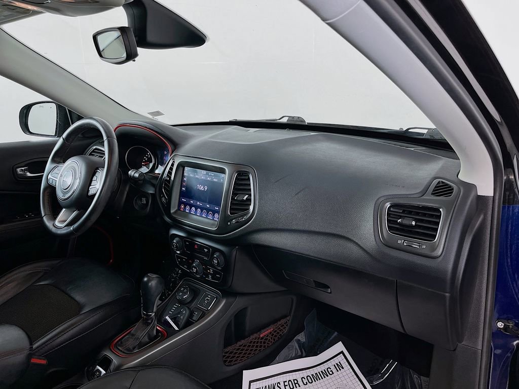 Used 2019 Jeep Compass Trailhawk image 33