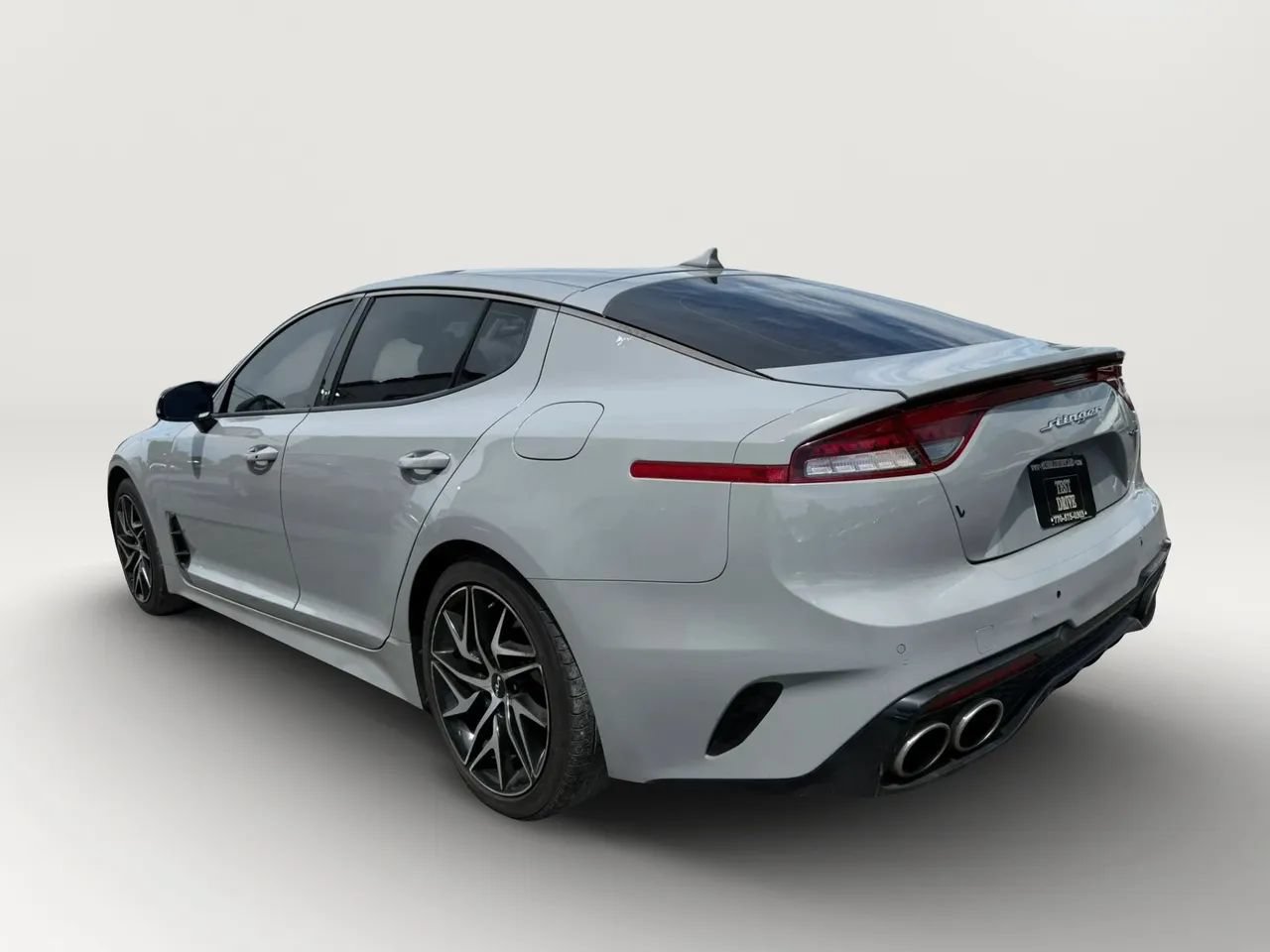 Used 2022 Kia Stinger GT-Line w/ Sun & Sound Package RWD image 6