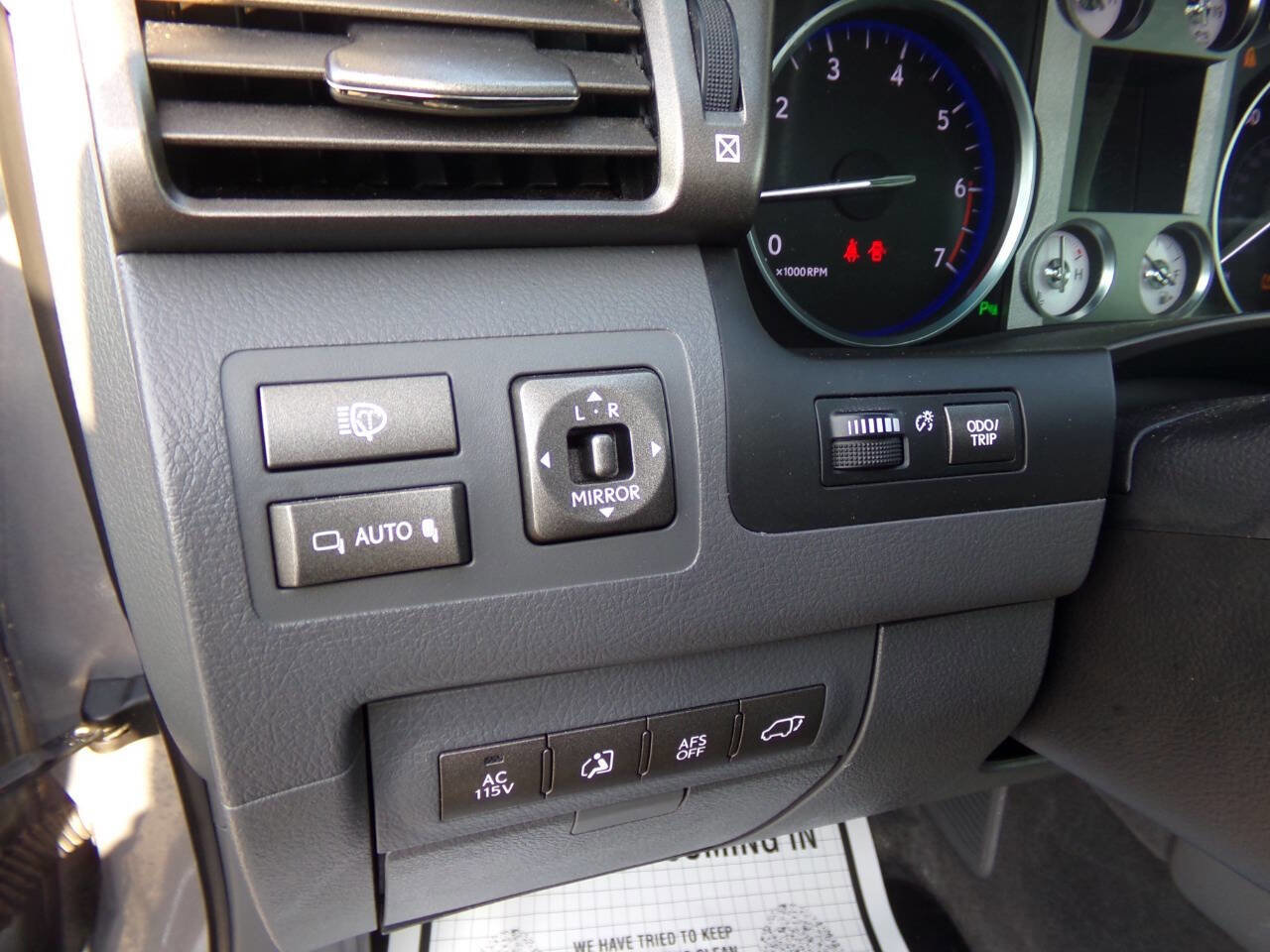 Used 2008 Lexus LX 570 4WD image 39