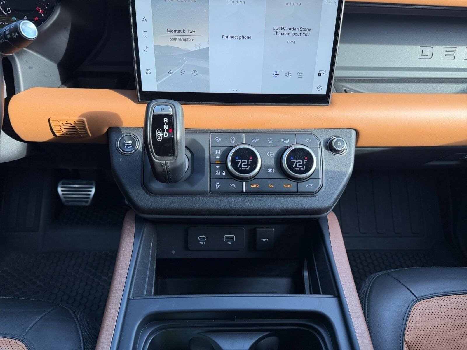 Certified 2024 Land Rover Defender 110 X AWD/4WD image 15