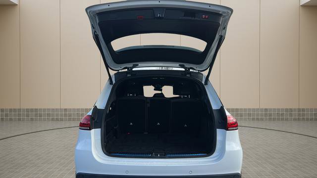 Used 2021 Mercedes-Benz GLE 350 w/ 3rd Row Seat Package image 14