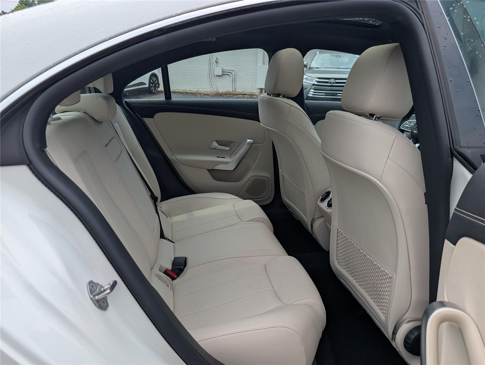 Used 2022 Mercedes-Benz CLA 250 image 12