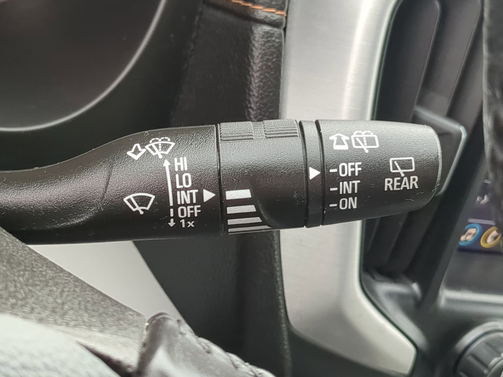 Used 2019 GMC Terrain SLE image 25