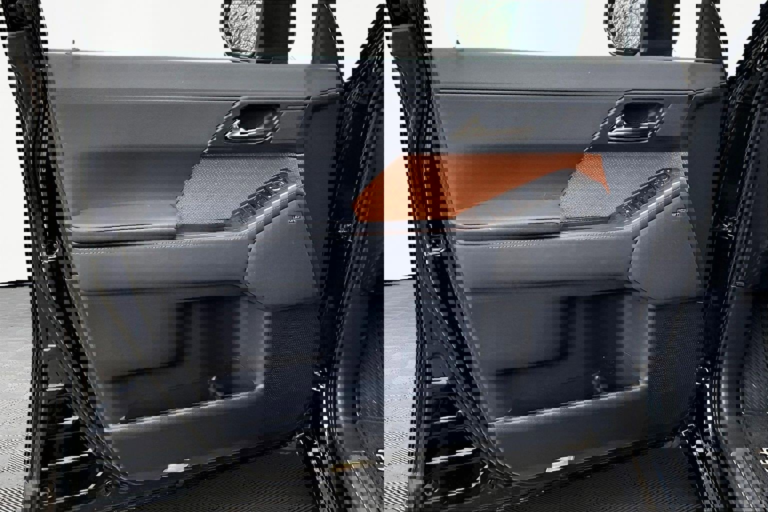 Used 2025 Lexus GX 550 w/ Accessory Package (2T) image 20