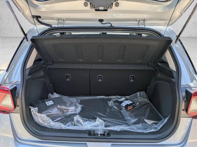 New 2026 Hyundai Venue SE FWD image 18