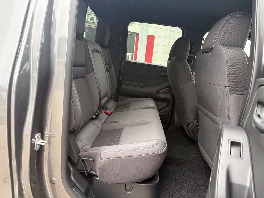 New 2027 Nissan Frontier SV w/ SV Convenience Package RWD image 17