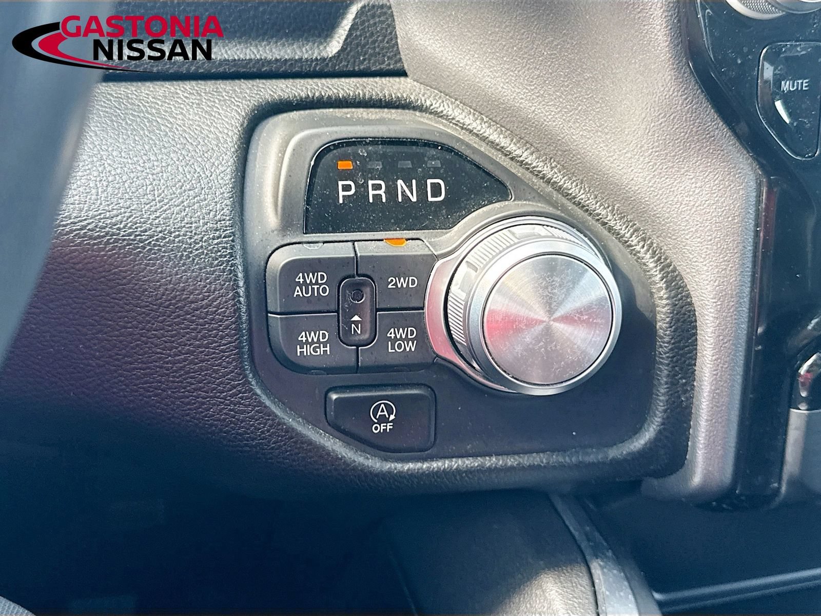 Used 2025 RAM 1500 Laramie AWD/4WD image 22