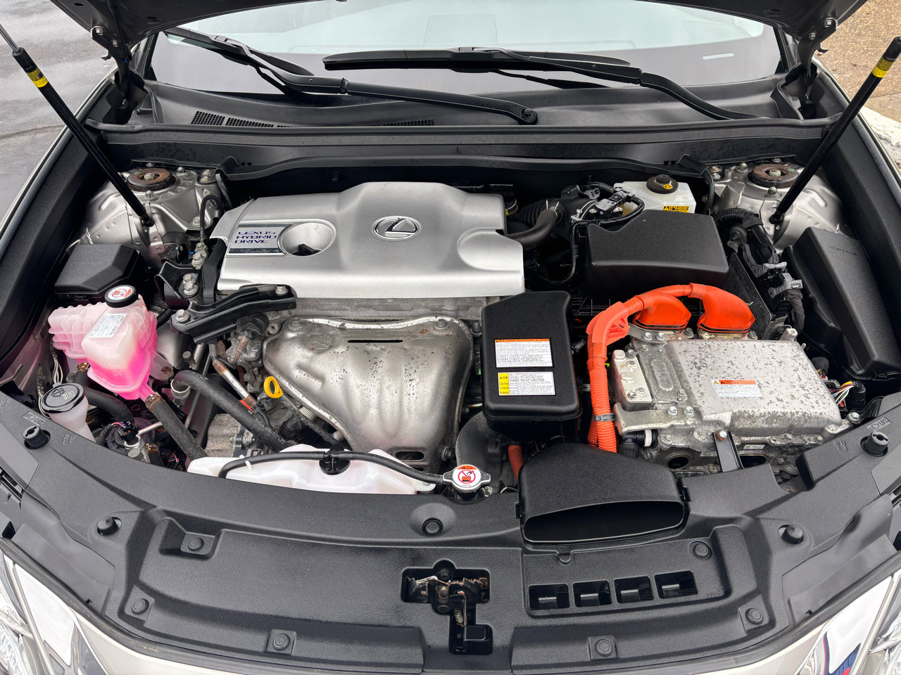 Used 2017 Lexus ES 300h image 38