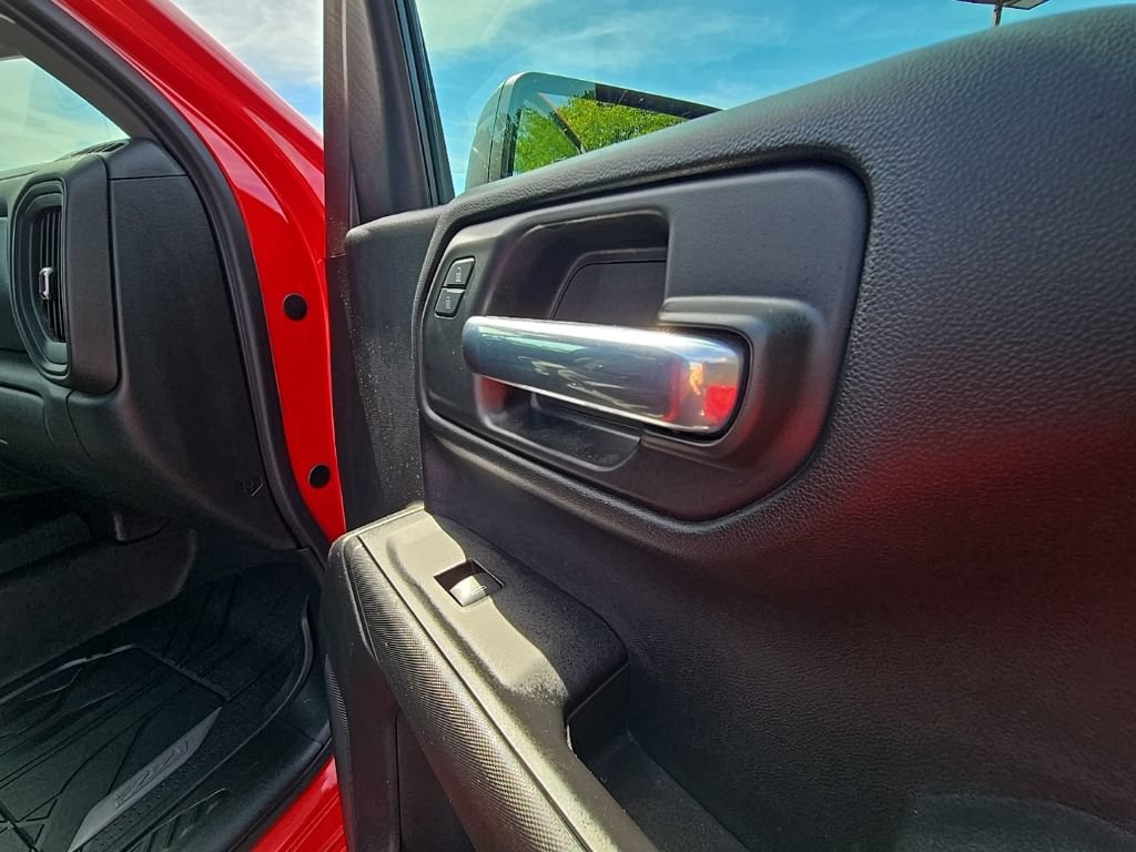 Used 2019 Chevrolet Silverado 1500 Custom Trail Boss w/ Custom Convenience Package AWD/4WD image 36
