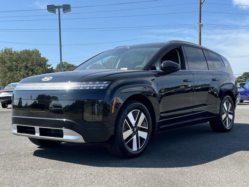 New 2026 Hyundai Ioniq 9 SEL image 3