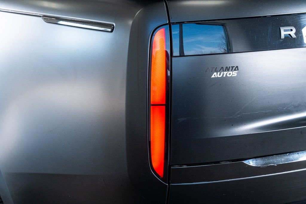 Used 2022 Land Rover Range Rover SE image 22