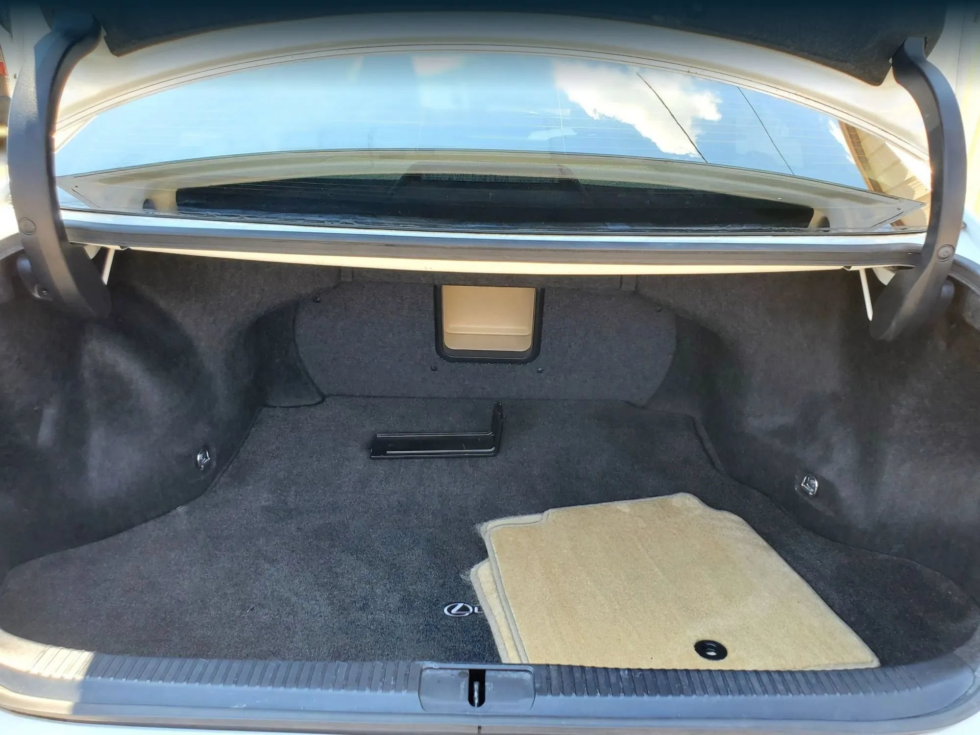 Used 2014 Lexus ES 350 w/ Premium Package FWD image 36