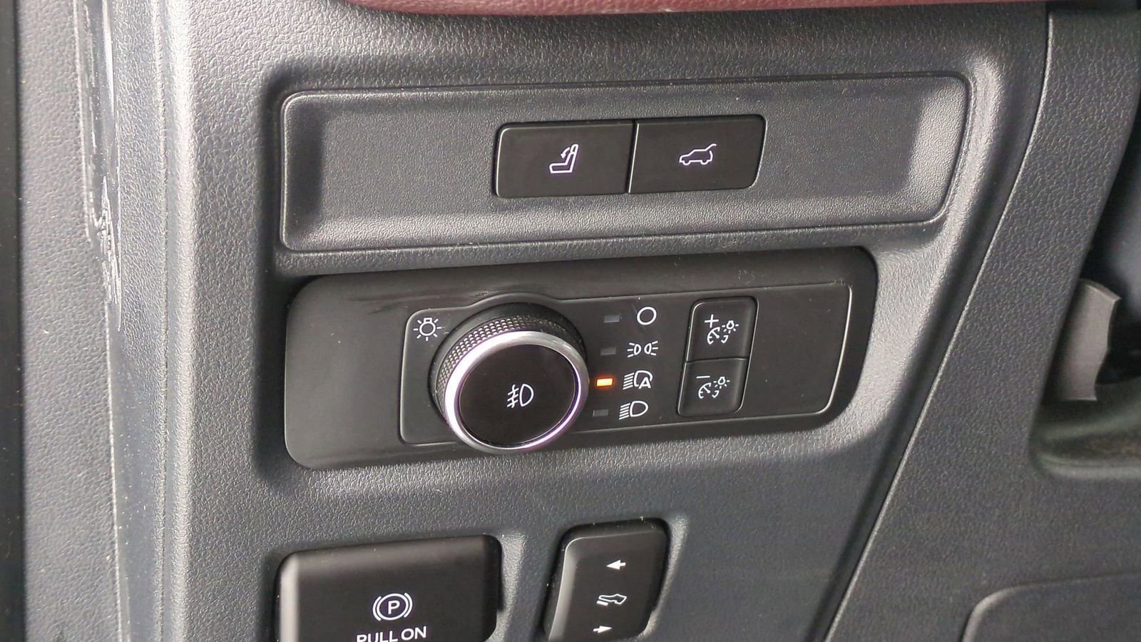 Used 2022 Ford Expedition Max Limited image 18