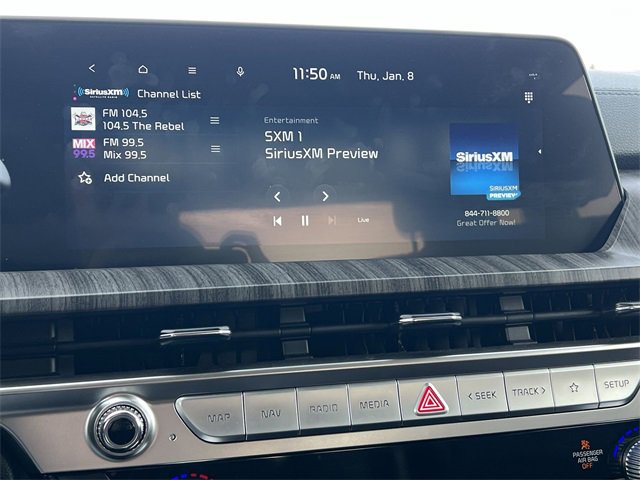 Used 2025 Kia Telluride EX w/ EX Captain's Chair Package image 13