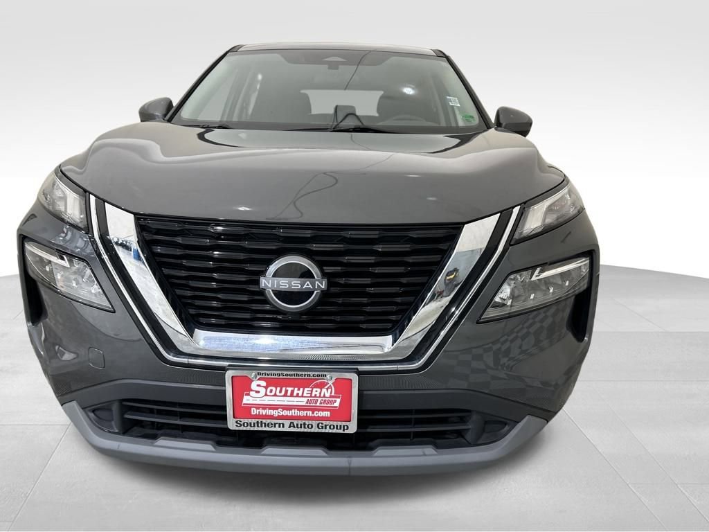 Used 2023 Nissan Rogue SV image 15
