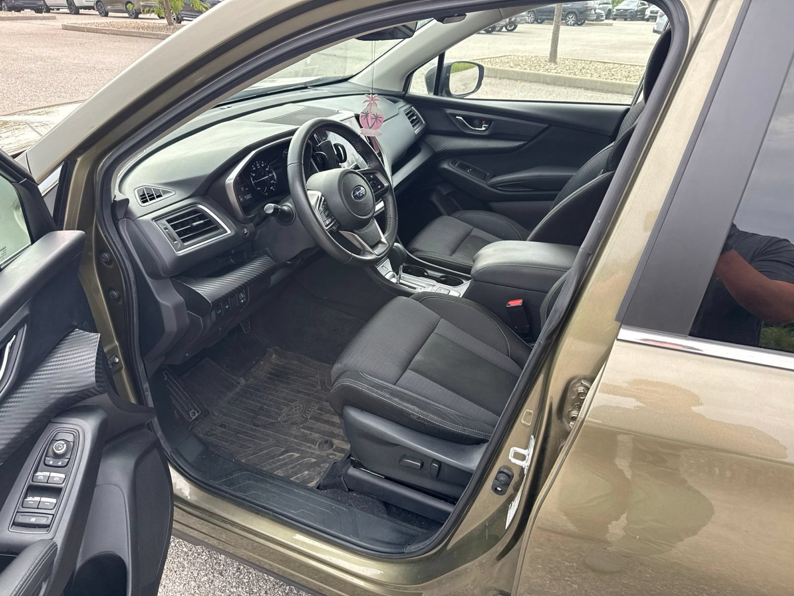 Certified 2024 Subaru Ascent Premium w/ Convenience Package AWD/4WD image 18