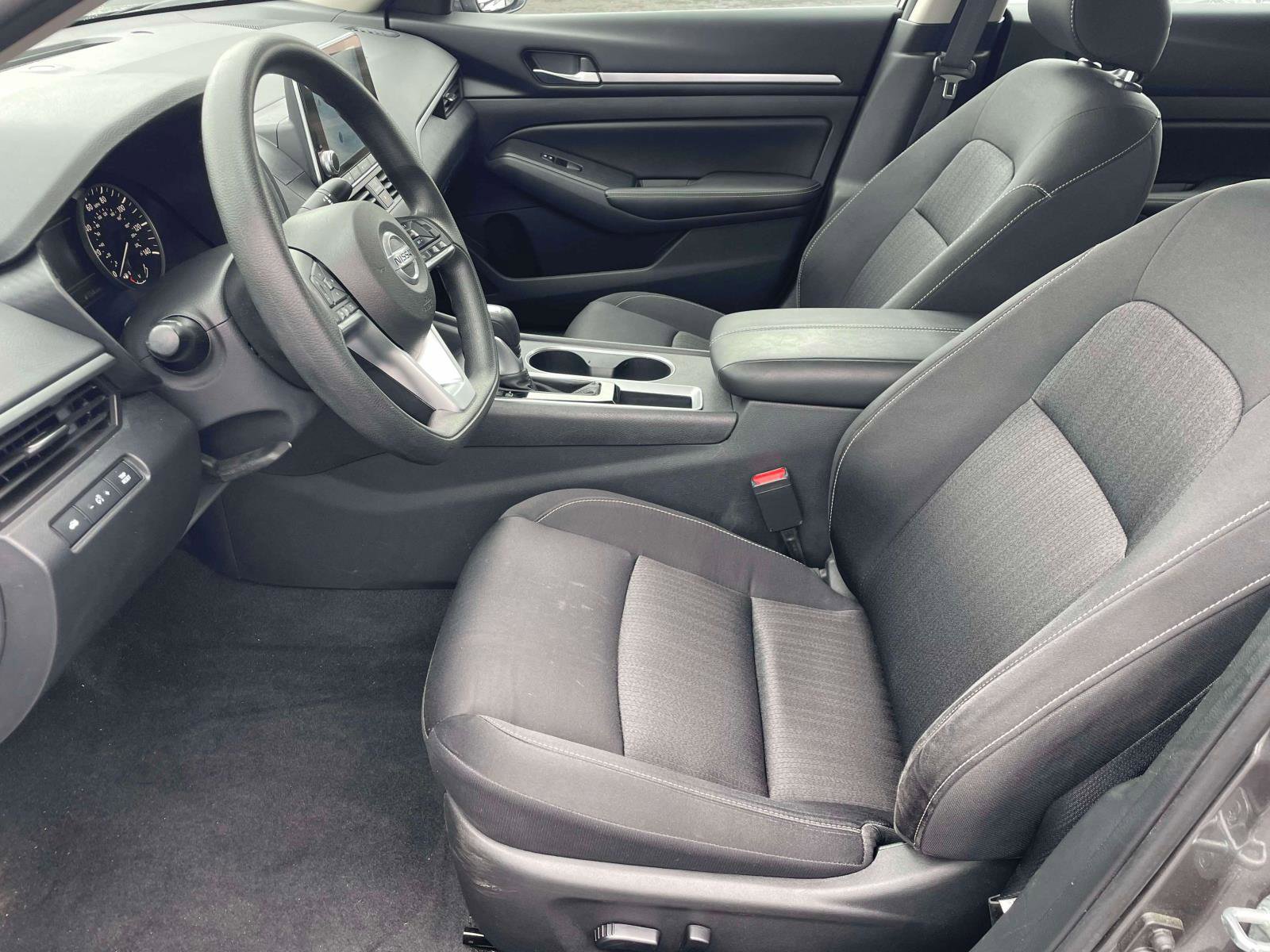 Used 2022 Nissan Altima 2.5 SV image 5