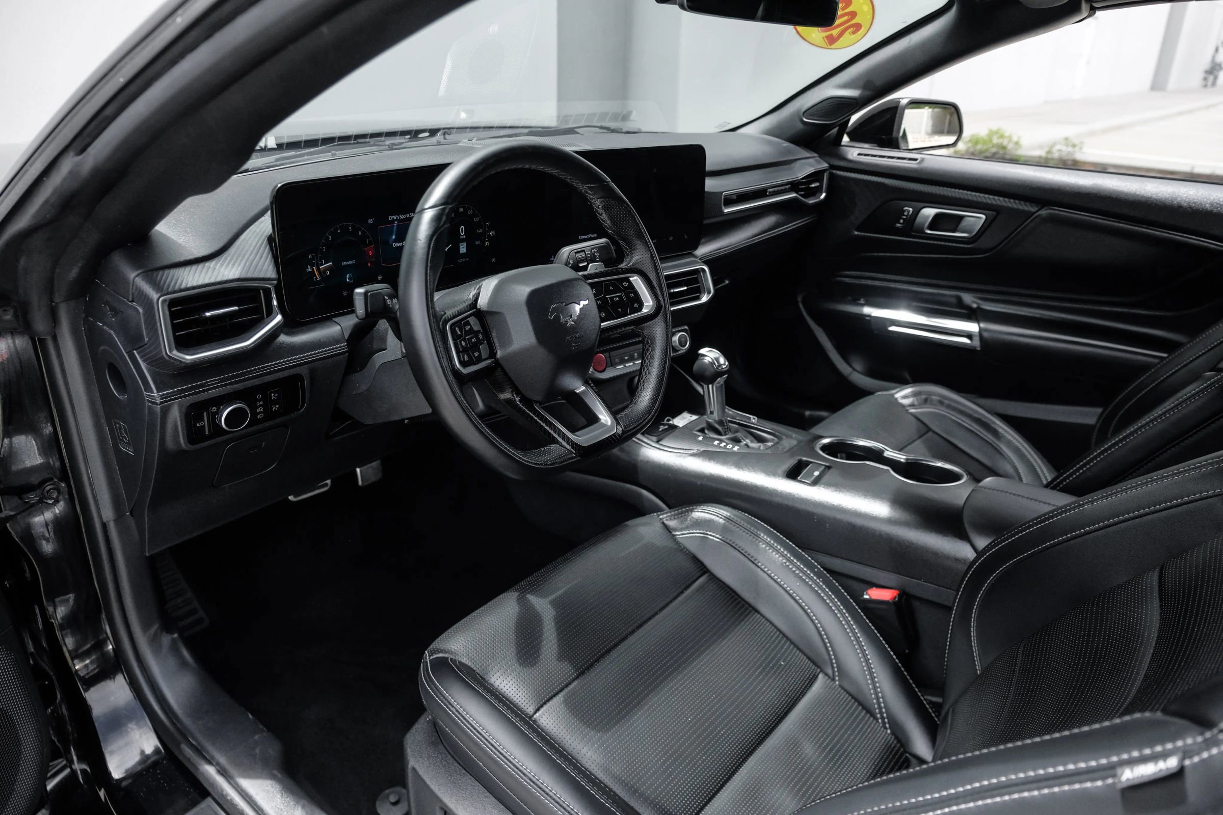 Used 2025 Ford Mustang GT Premium RWD image 18