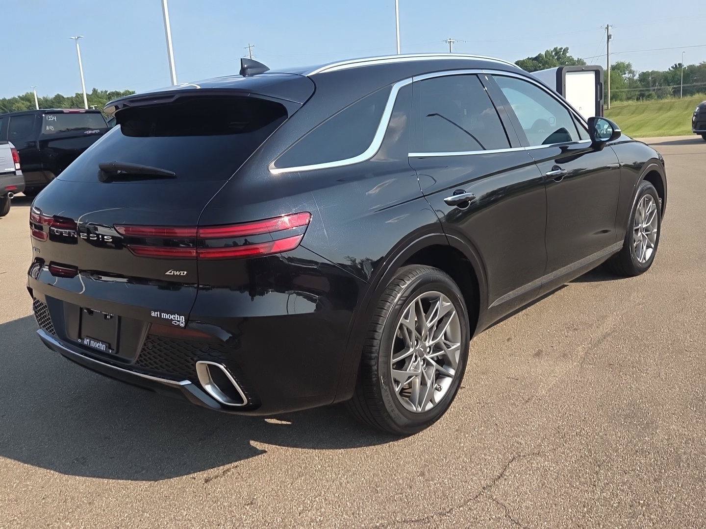 Used 2025 Genesis GV70 2.5T AWD/4WD image 8