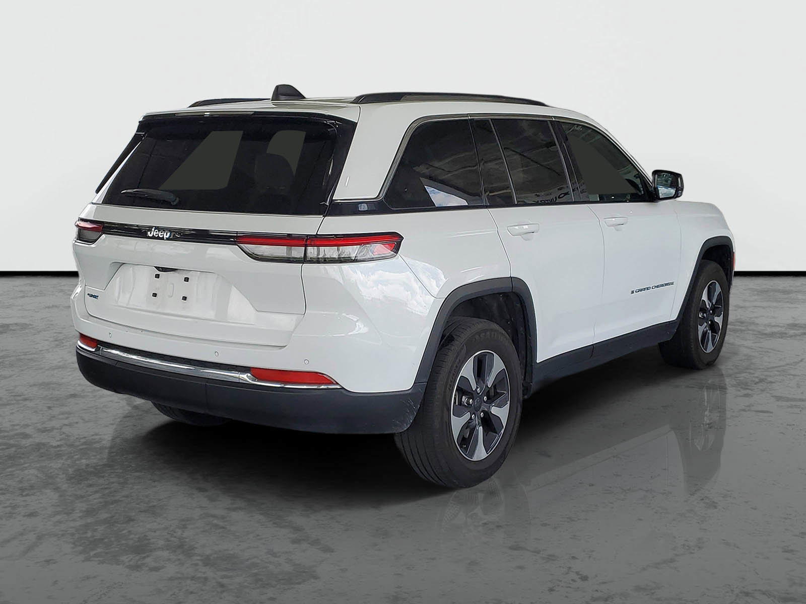 Certified 2024 Jeep Grand Cherokee Limited 4xe AWD/4WD image 2