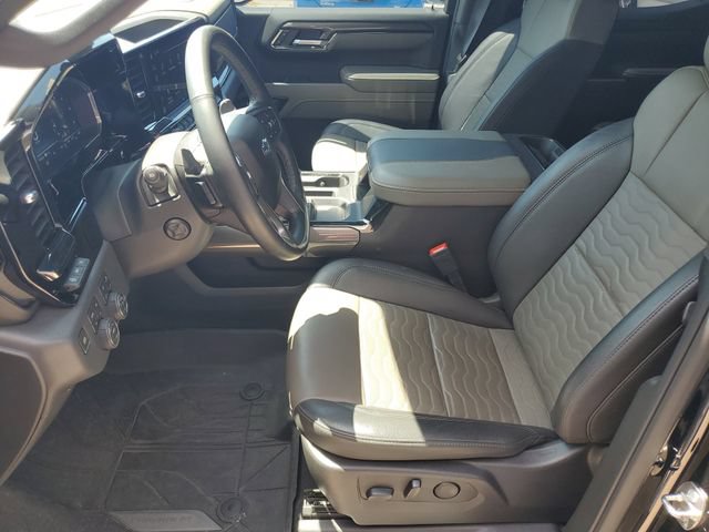 Used 2024 Chevrolet Silverado 1500 ZR2 w/ Technology Package AWD/4WD image 24