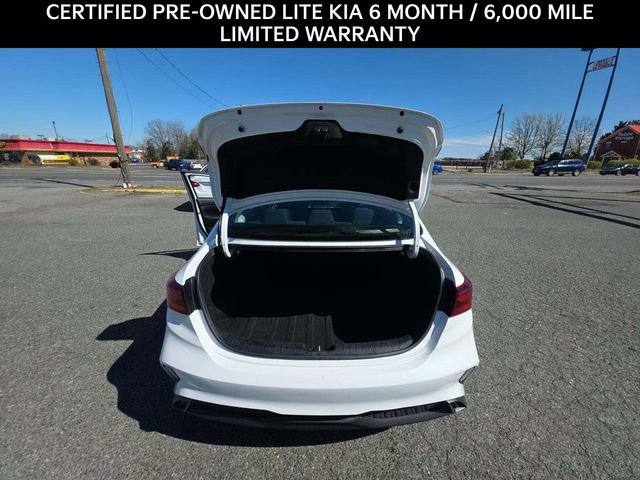 Used 2022 Kia Forte LXS image 8