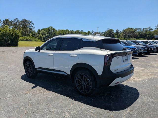 Used 2025 Nissan Kicks SR image 5