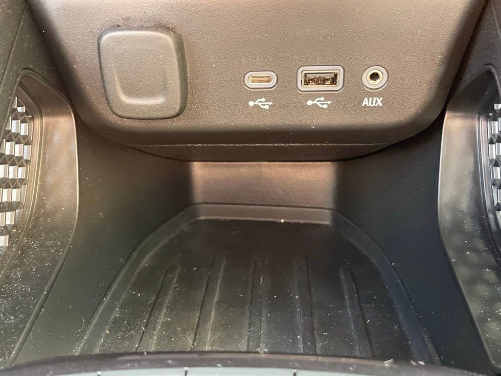 Certified 2023 Chevrolet TrailBlazer LT w/ Convenience Package AWD/4WD image 31