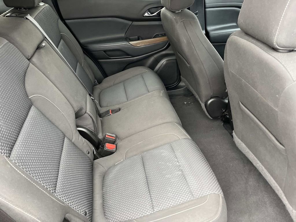 Used 2020 GMC Acadia SLE w/ Driver Convenience Package image 20