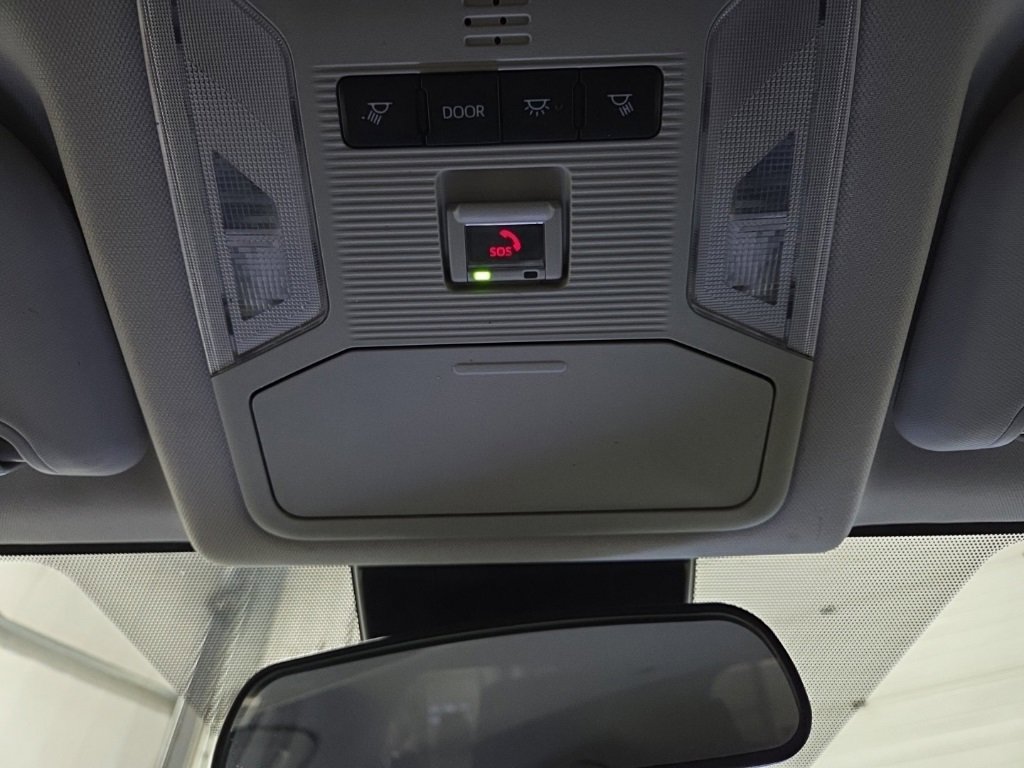 Certified 2023 Toyota RAV4 LE image 28