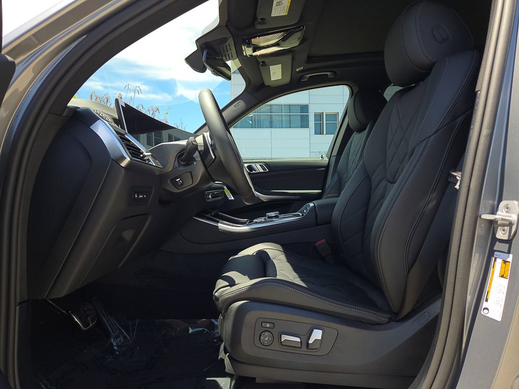 New 2026 BMW X5 sDrive40i w/ M Sport Package RWD image 9