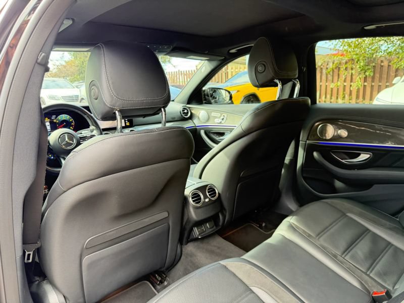 Used 2021 Mercedes-Benz E 53 AMG 4MATIC Sedan image 18