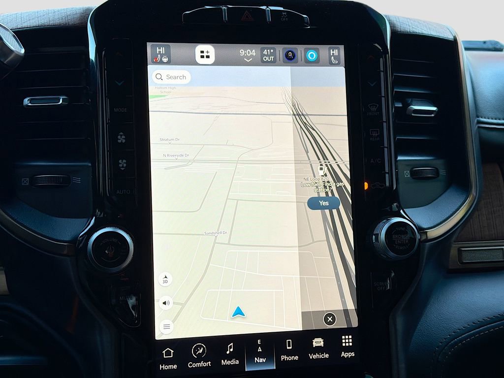 Used 2024 RAM 3500 Limited image 13