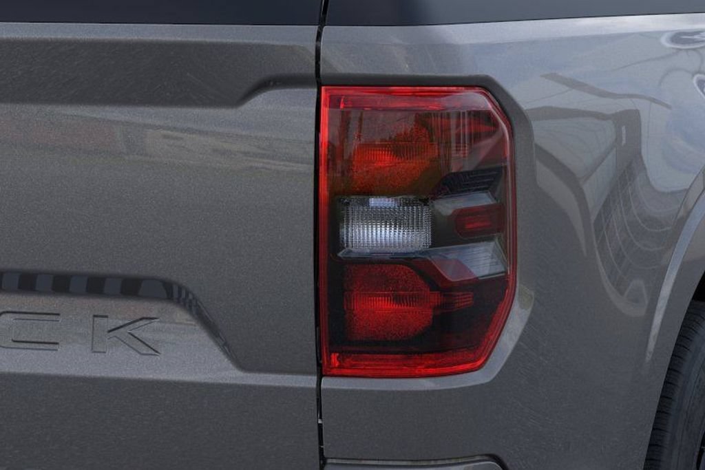 New 2026 Ford Maverick Lobo AWD/4WD image 26