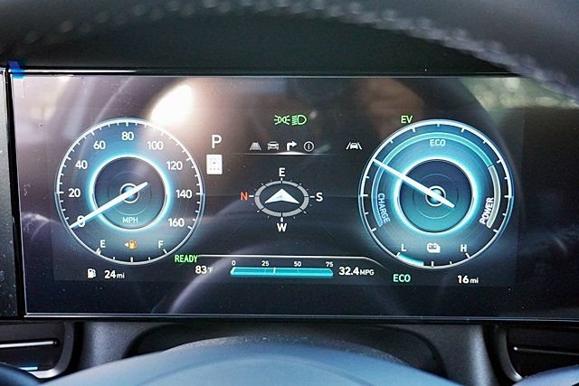 New 2026 Hyundai Elantra Sport FWD image 36